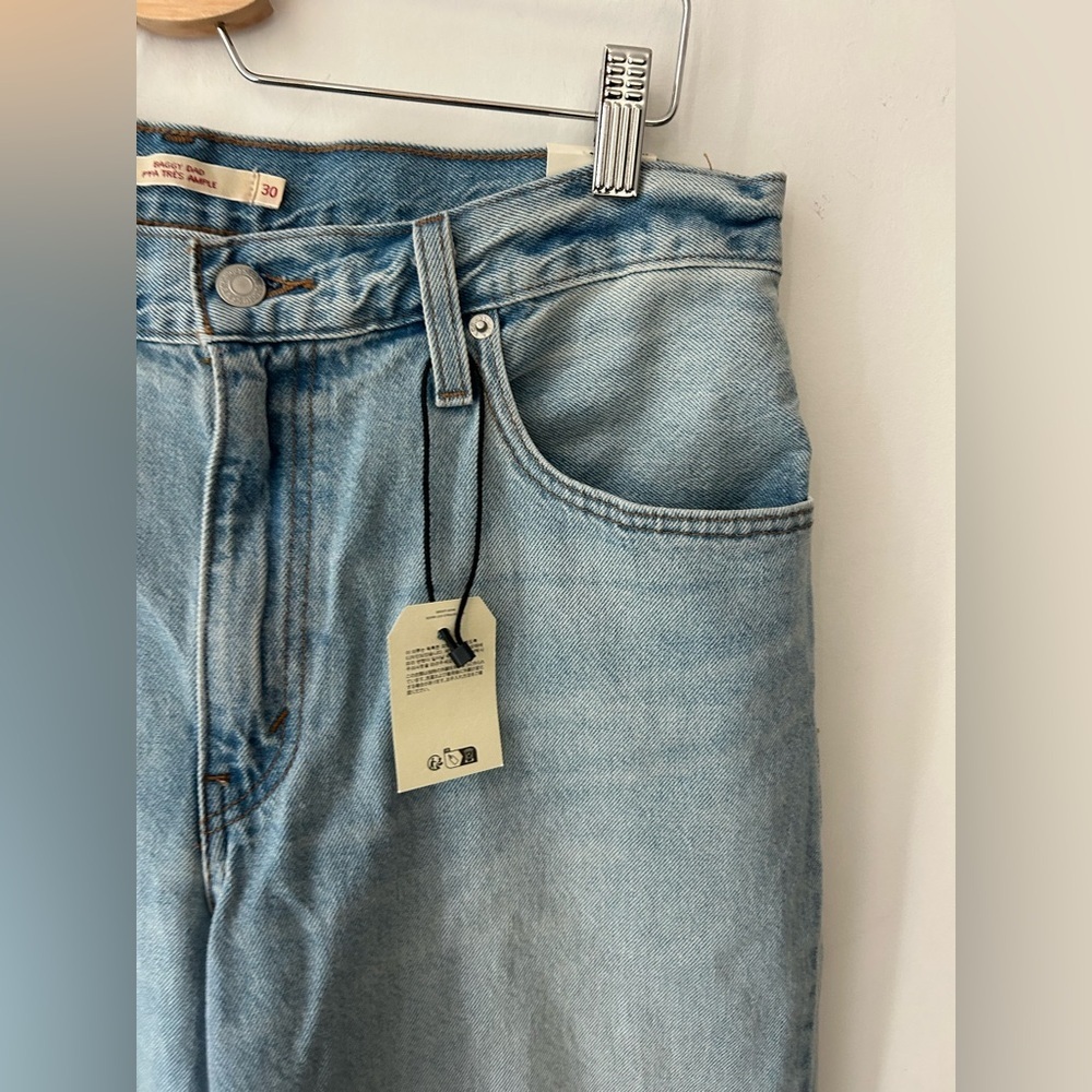 Levi’s baggy dad jeans light wash - Picture 6 of 13